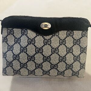 🩷Gucci Designer Canvas Monogram Zip Pouch in Navy💚